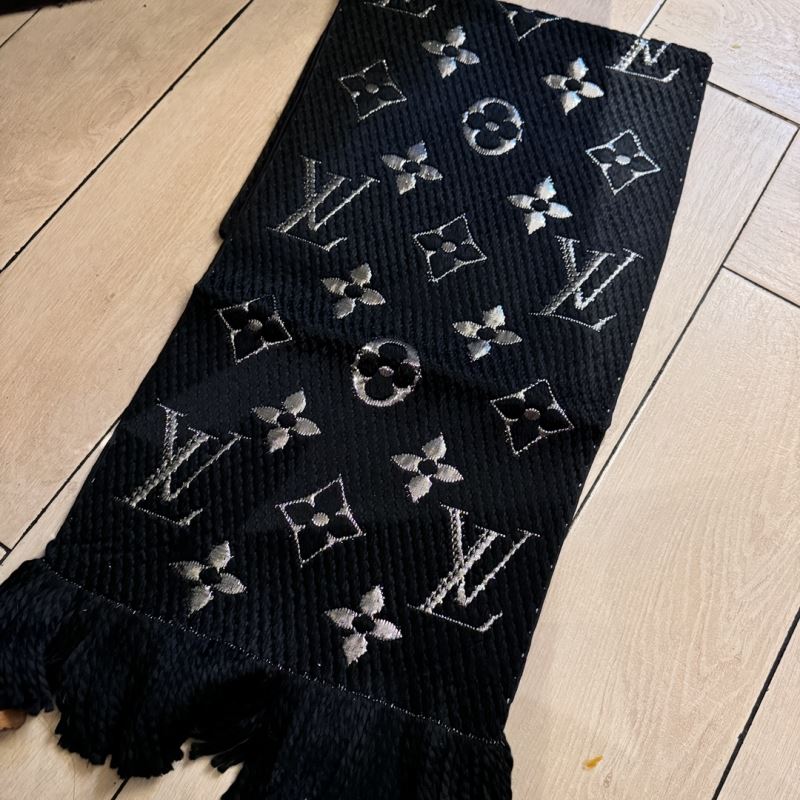 Louis Vuitton Scarf